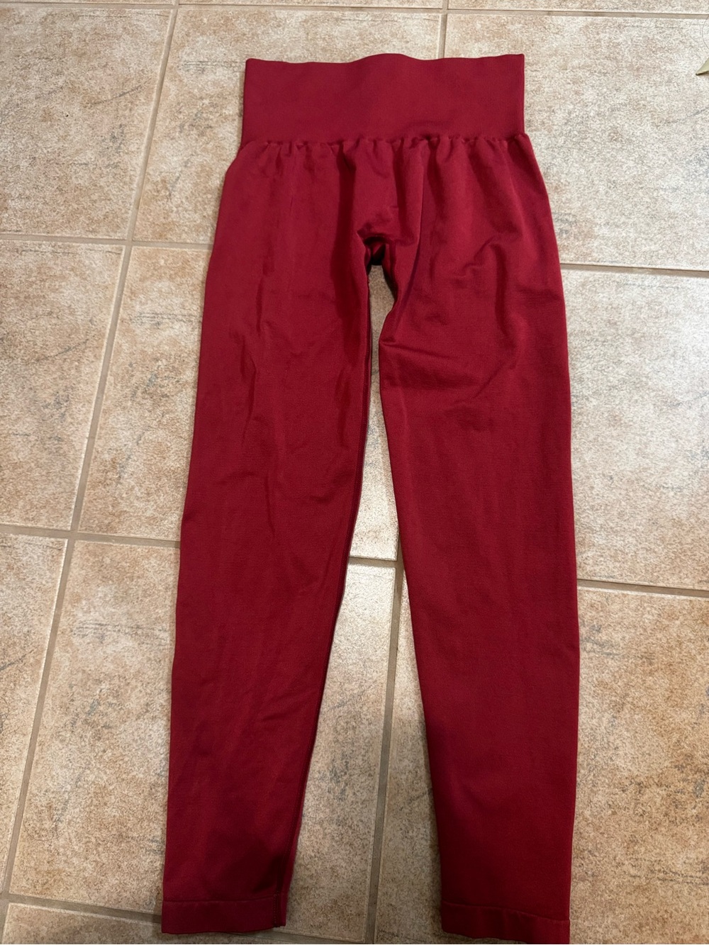 NVGTN High-Waist Leggings in Burgundy